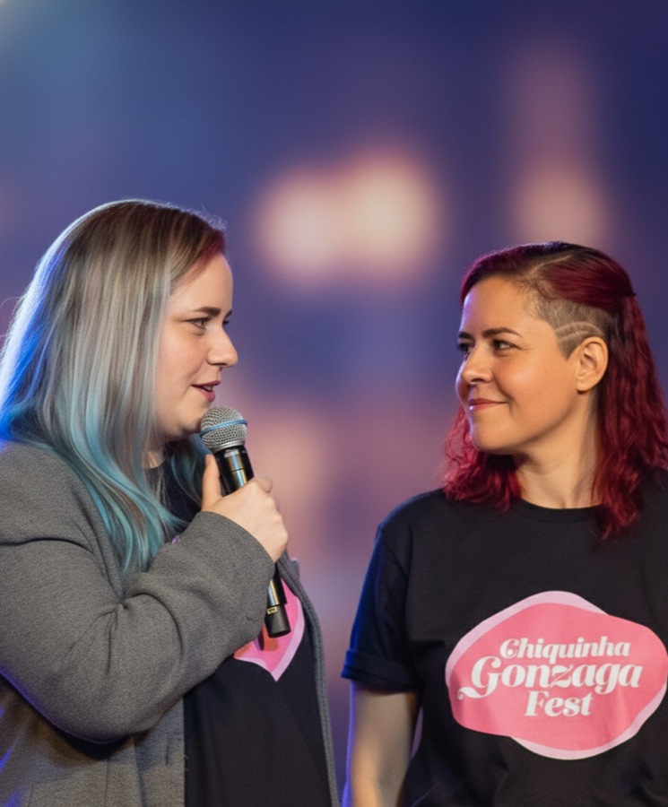 Carla Mariani e Letícia Alcovér no palco do Chiquinha Gonzaga Fest